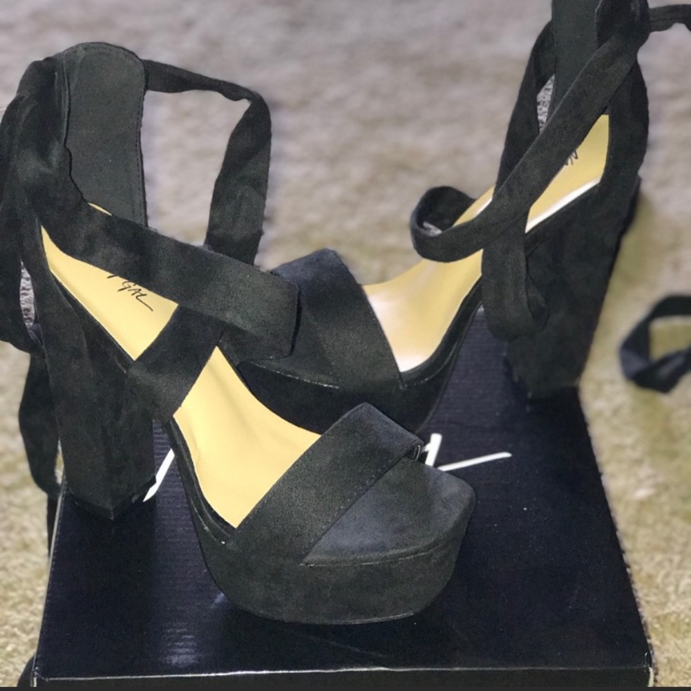 Platform Lace Up Black Heels
